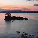 Paradeisos 호텔 Ellinika (Evia)