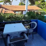 Paradeisos فندق Ellinika (Evia)