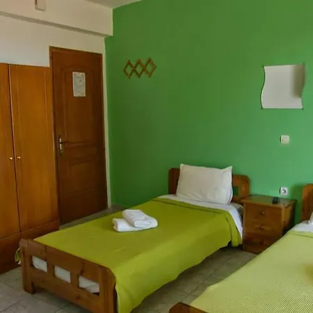 Paradeisos * Ellinika (Evia)