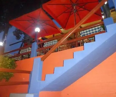 Paradeisos Hotel Ellinika (Evia)