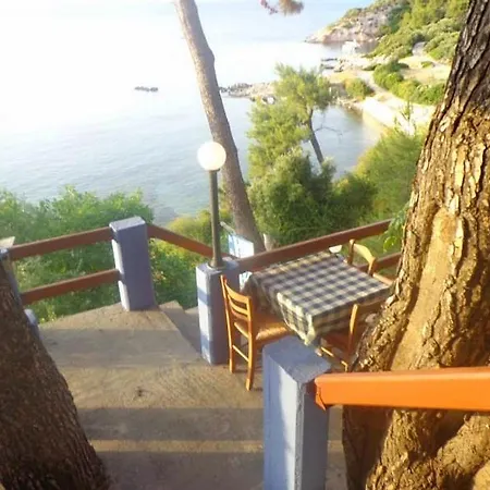 Paradeisos Ellinika (Evia)