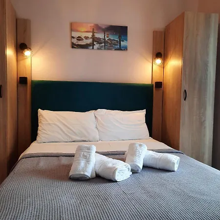 Paradeisos Hotel