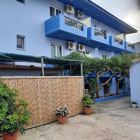 Paradeisos Ellinika (Evia)