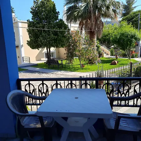 Paradeisos