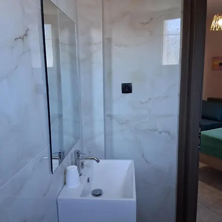 Ξενοδοχείο Paradeisos *